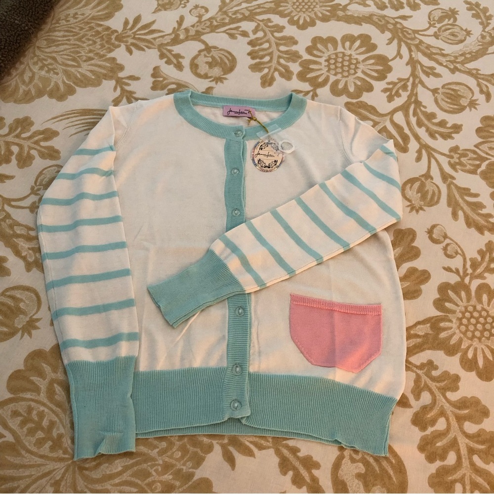 NWT Jennifer T Sweater
